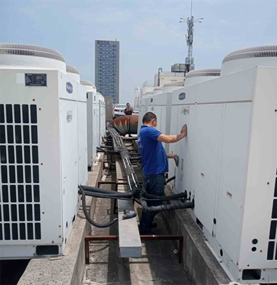 延长中央空调制热和不制冷系统维修方法