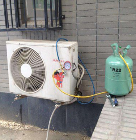 延长空调加氟