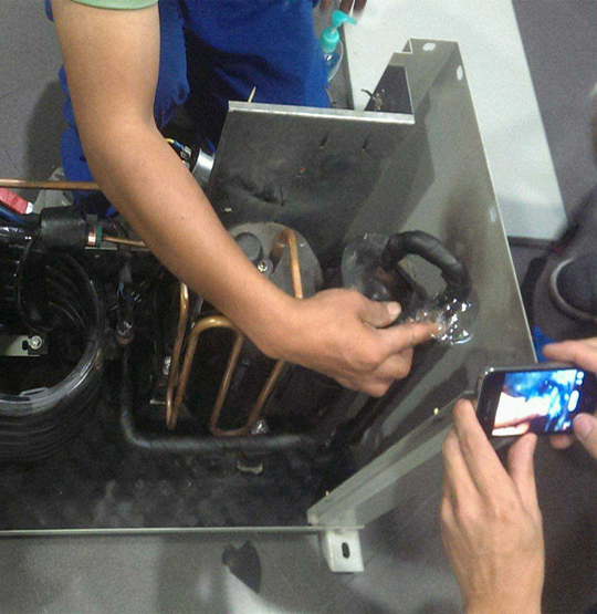 延长维修空调制冷效果差